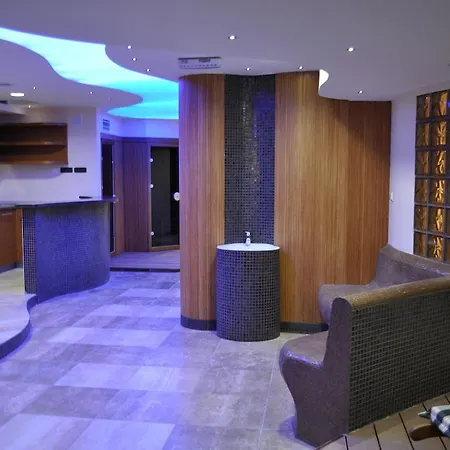 Hill Wellness & Hotel 4*