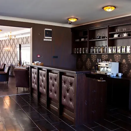 Hill Wellness & 4*