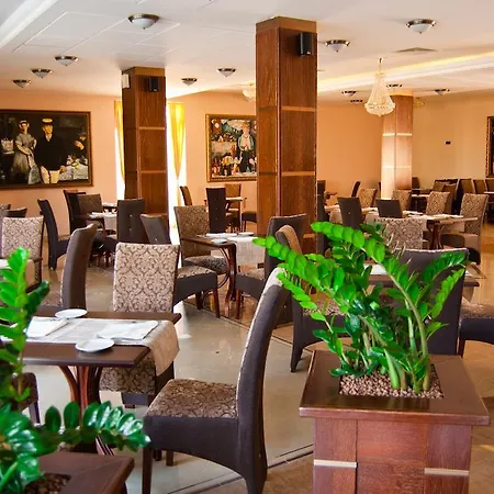 Hill Hotel 4*
