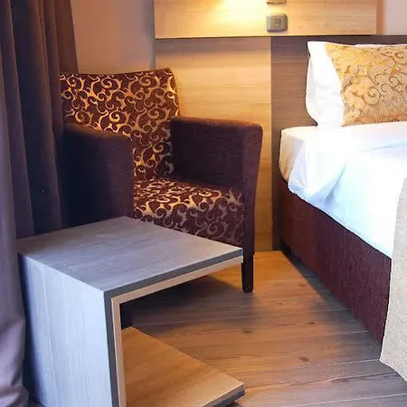 Hotel Hill Wellness & Jagodina