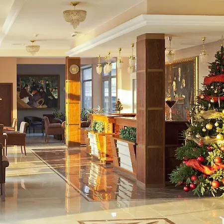 Hill Wellness & 4*