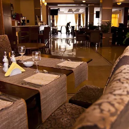 Hill Hotel 4*